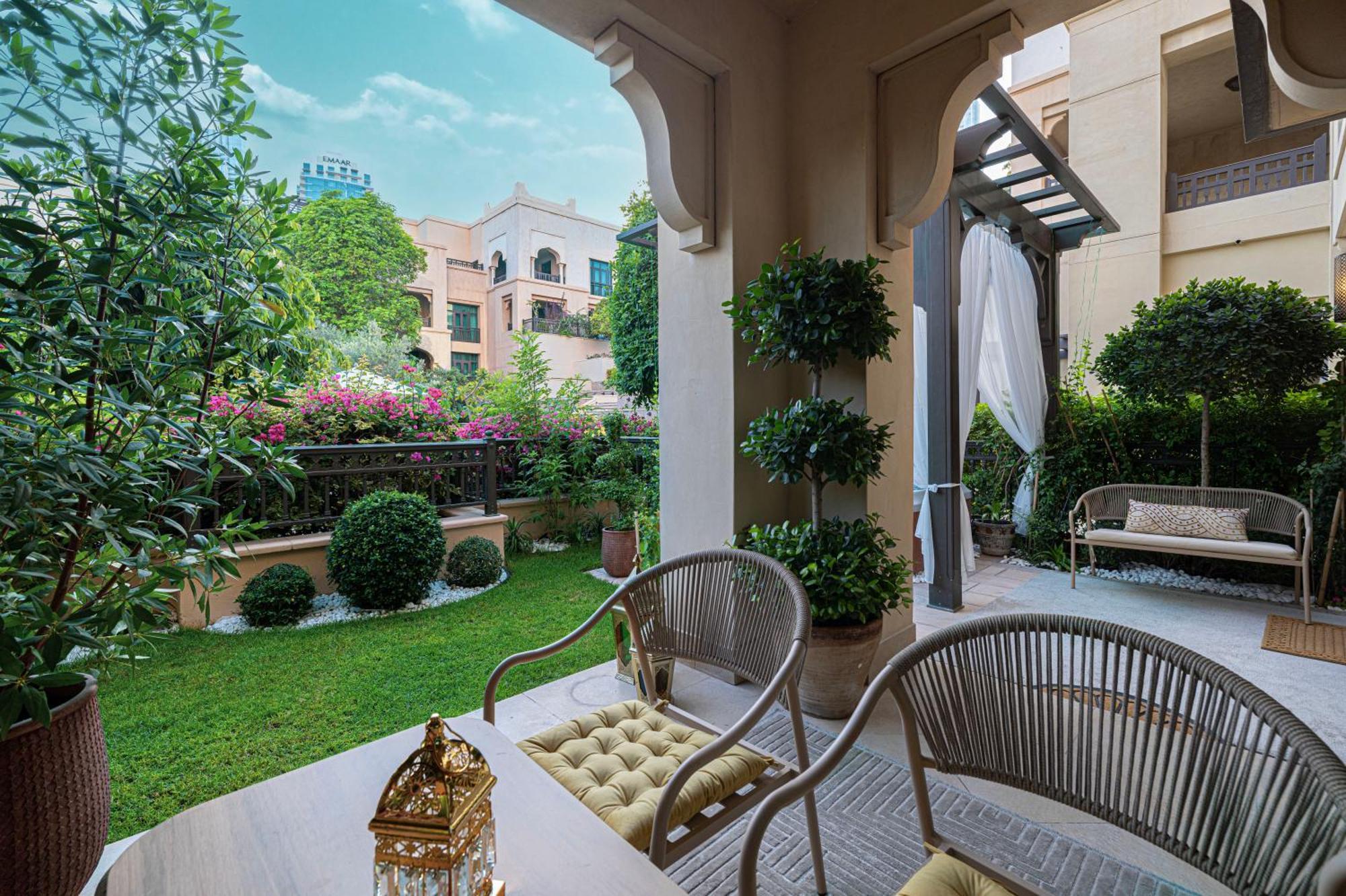 Marsa Palace Souk Al Bahar Mall Apartment Dubai