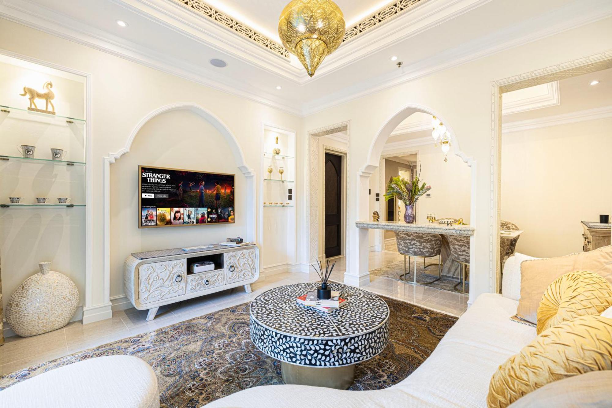 Marsa Palace Souk Al Bahar Mall
