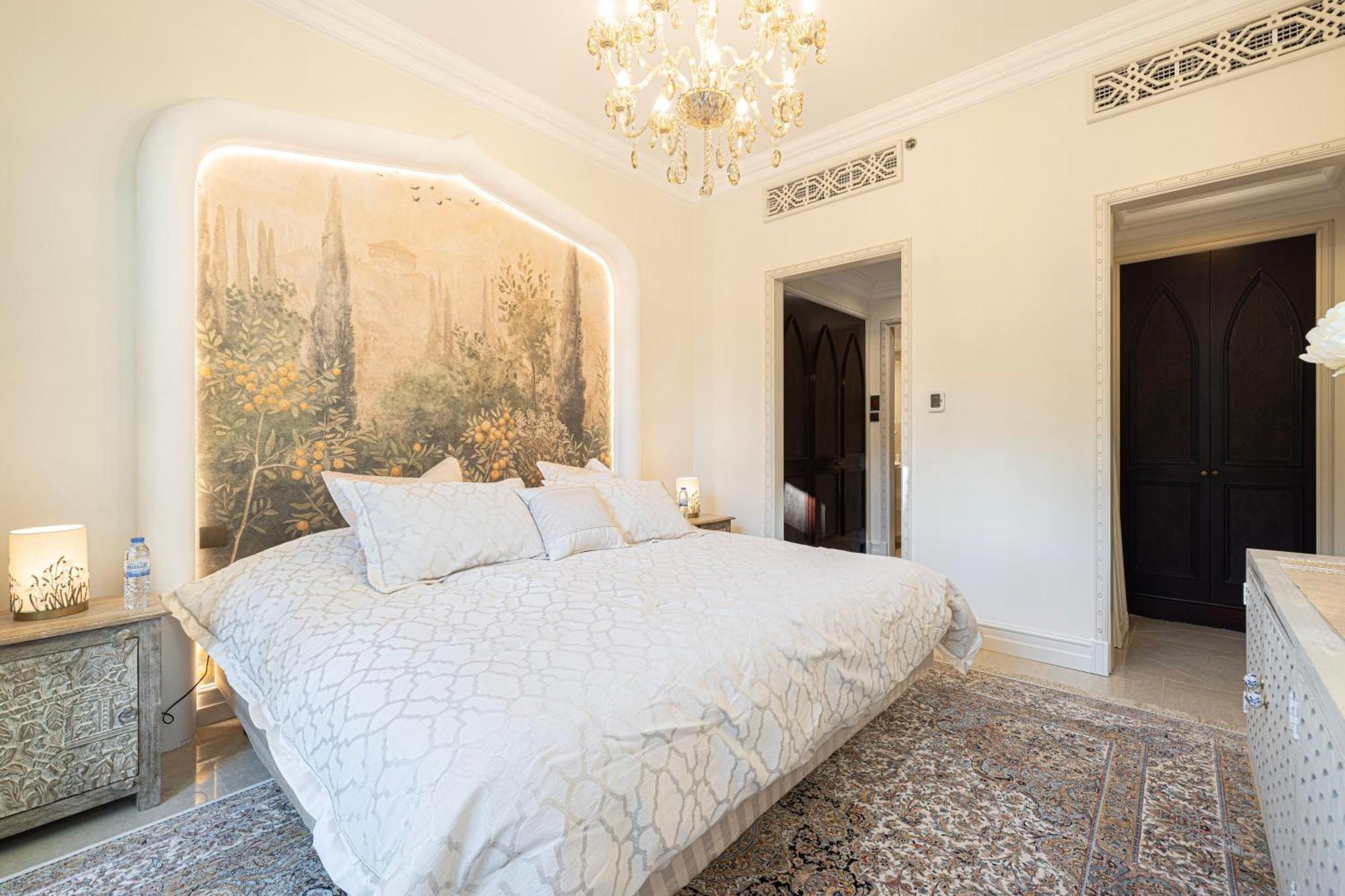Marsa Palace Souk Al Bahar Mall Apartment Dubai