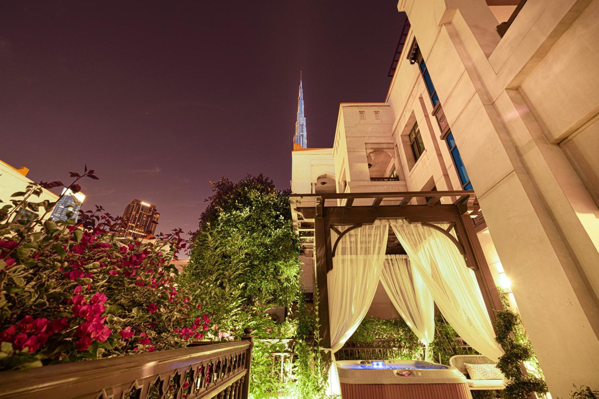 Marsa Palace Souk Al Bahar Mall Apartment Dubai